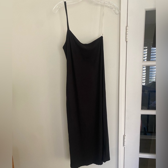 One Shoulder Midi Bodycon Dress - Picture 2 of 6